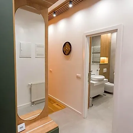 Phoenix Hotel 4*