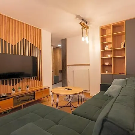 Phoenix Hotel 4*
