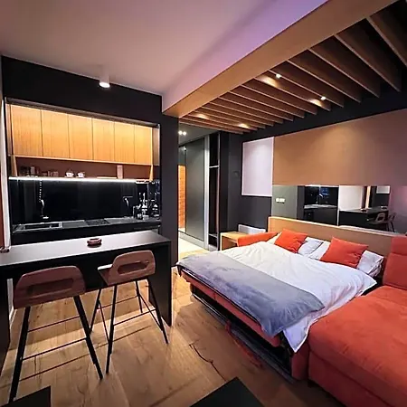 Phoenix Hotel 4*